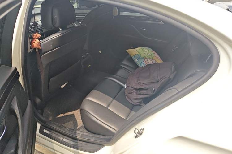 Used BMW 5 Series 2012 520Li Elegant Edition Left Rear Seat