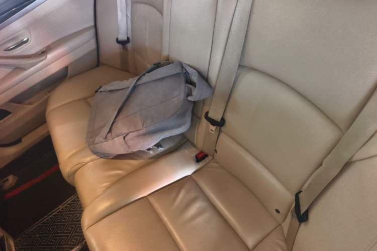 Used BMW 5 Series 2012 520Li Elegant Edition Left Rear Seat