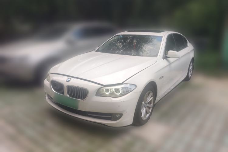 Used BMW 5 Series 2012 523Li Luxury Model Guazi used car, China used car export, Used car for sale, Used BMW cars, Cheapest cars for sale