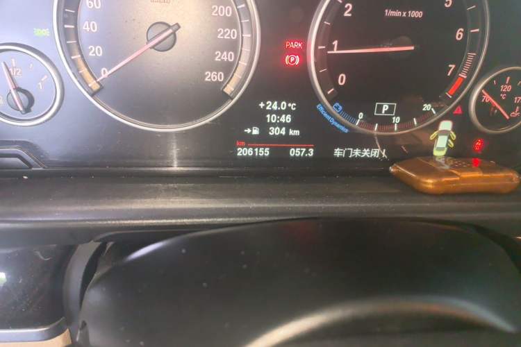 Used BMW 5 Series 2012 523Li Luxury Model Odometer Close Up