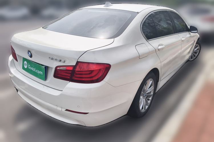 Used BMW 5 Series 2012 520Li Elegant Edition Rear Right 45 Deg