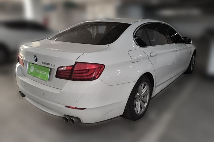 Used BMW 5 Series 2012 520Li Elegant Edition Rear Right 45 Deg
