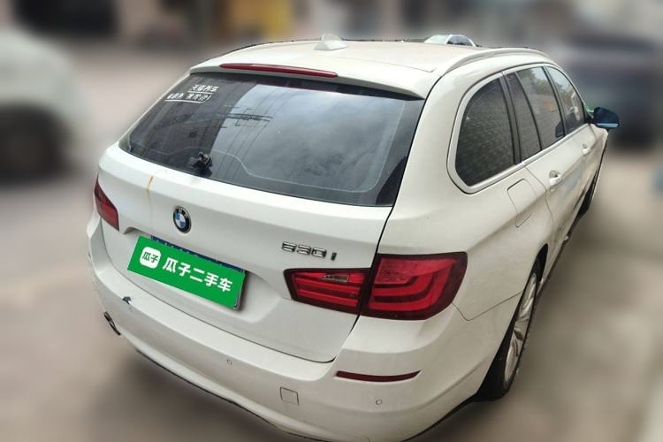 Used BMW 5 Series 2012 530i Sport Touring Rear Right 45 Deg
