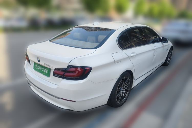 Used BMW 5 Series 2012 520Li Elegant Edition Rear Right 45 Deg