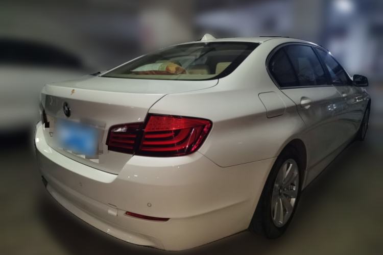 Used BMW 5 Series 2012 520Li Elegant Edition Rear Right 45 Deg