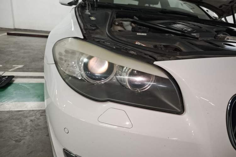 Used BMW 5 Series 2012 520Li Elegant Edition Right Front Headlight