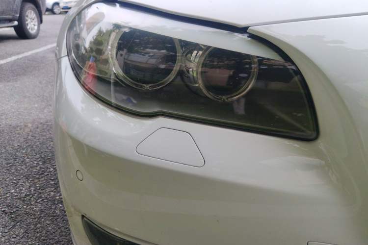 Used BMW 5 Series 2012 523Li Luxury Model Right Front Headlight