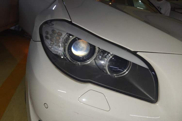 Used BMW 5 Series 2012 523Li Leading Model Right Front Headlight