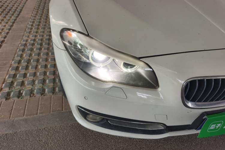 Used BMW 5 Series 2012 520Li Elegant Edition Right Front Headlight