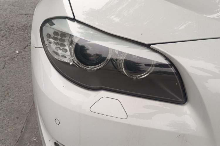Used BMW 5 Series 2012 530Li Leading Model Right Front Headlight