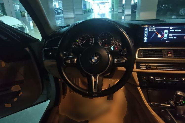 Used BMW 5 Series 2012 523Li Luxury Model Steering Wheel