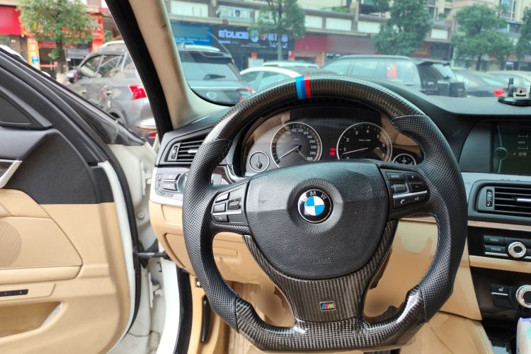 Used BMW 5 Series 2012 523Li Luxury Model Steering Wheel