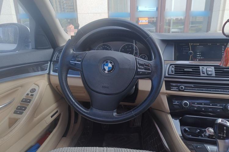Used BMW 5 Series 2012 523Li Luxury Model Steering Wheel
