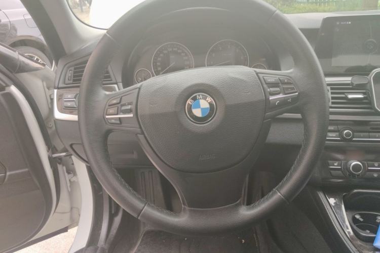 Used BMW 5 Series 2012 523Li Luxury Model Steering Wheel