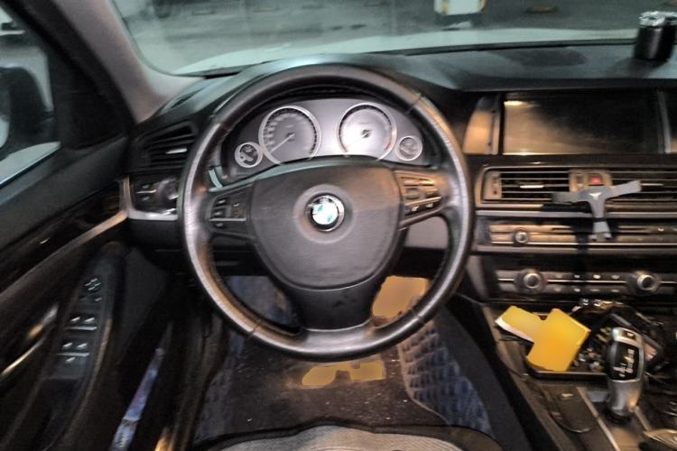 Used BMW 5 Series 2012 520Li Elegant Edition Steering Wheel