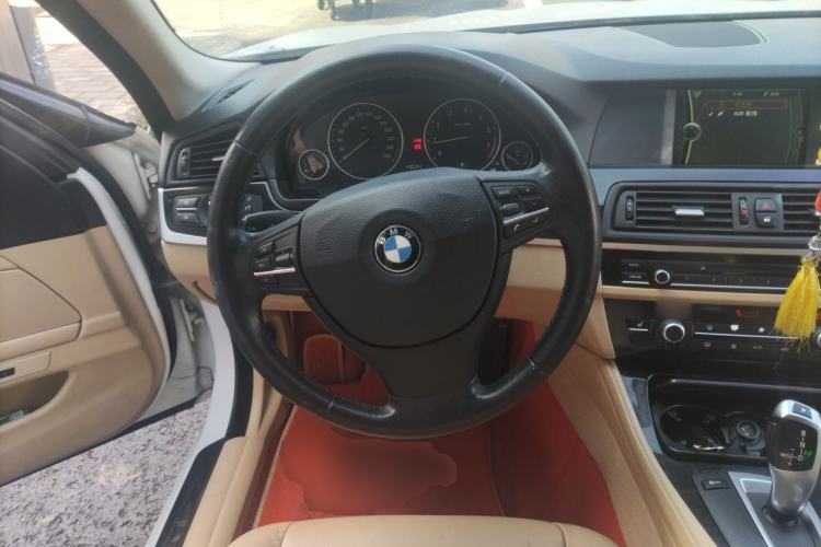 Used BMW 5 Series 2012 523Li Leading Model Steering Wheel