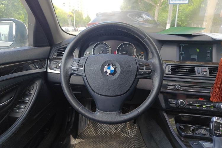 Used BMW 5 Series 2012 523Li Leading Model Steering Wheel