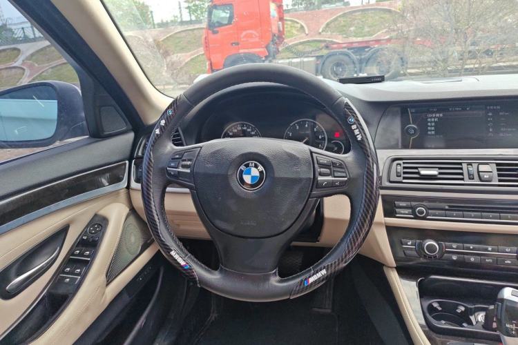 Used BMW 5 Series 2012 523Li Luxury Model Steering Wheel