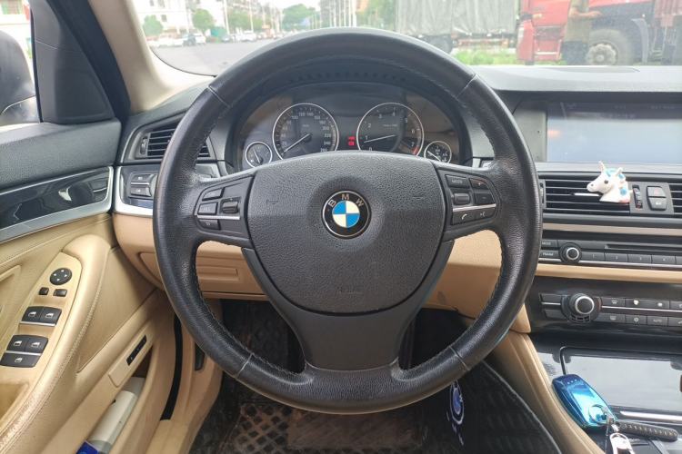 Used BMW 5 Series 2012 520Li Elegant Edition Steering Wheel