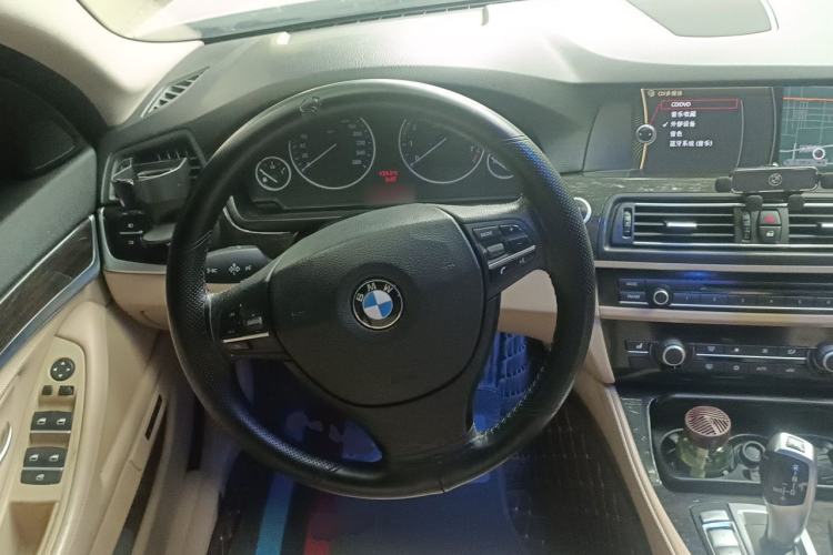 Used BMW 5 Series 2012 530Li Leading Model Steering Wheel