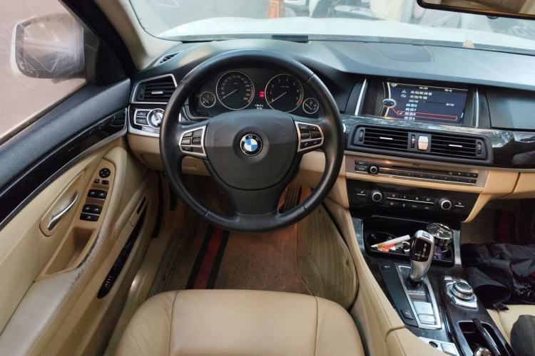 Used BMW 5 Series 2012 523Li Leading Model Steering Wheel