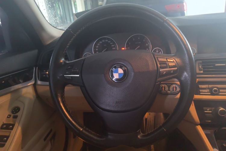 Used BMW 5 Series 2012 523Li Luxury Model Steering Wheel