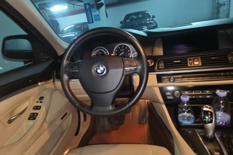Used BMW 5 Series 2012 523Li Luxury Model Steering Wheel