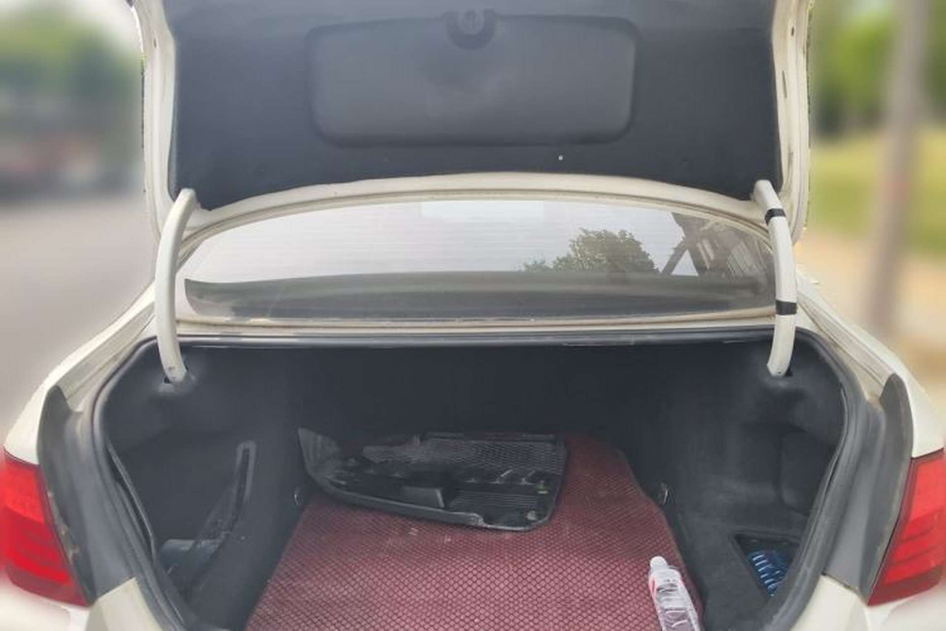 Used BMW 5 Series 2012 520Li Elegant Edition Trunk