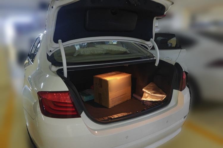 Used BMW 5 Series 2012 523Li Leading Model Trunk