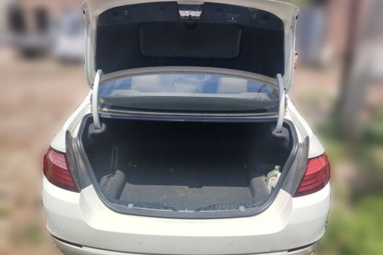 Used BMW 5 Series 2012 530Li Luxury Model Trunk