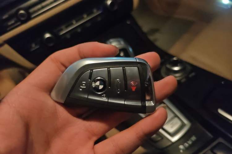 Used BMW 5 Series 2012 523Li Luxury Model Vehicle Key