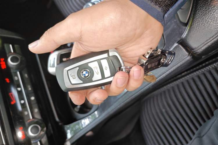 Used BMW 5 Series 2012 520Li Elegant Edition Vehicle Key