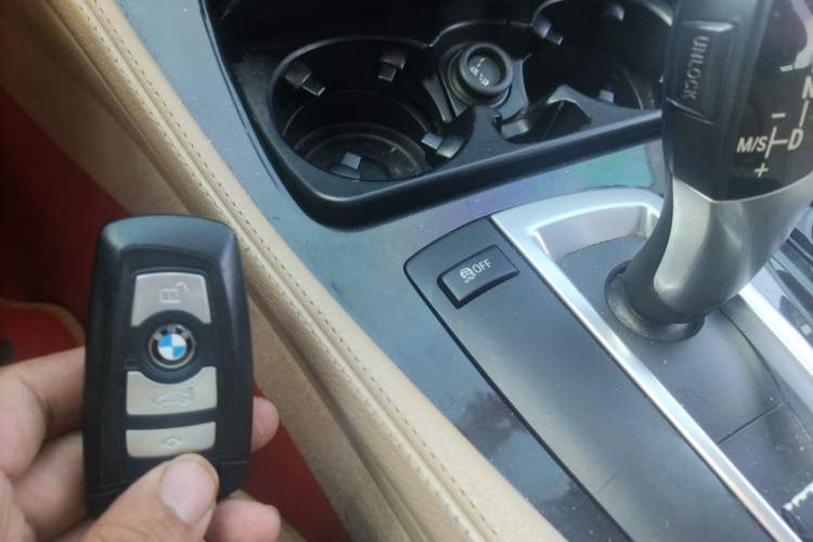 Used BMW 5 Series 2012 523Li Leading Model Vehicle Key