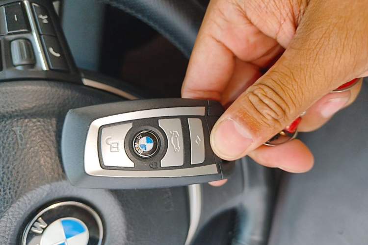 Used BMW 5 Series 2012 523Li Luxury Model Vehicle Key