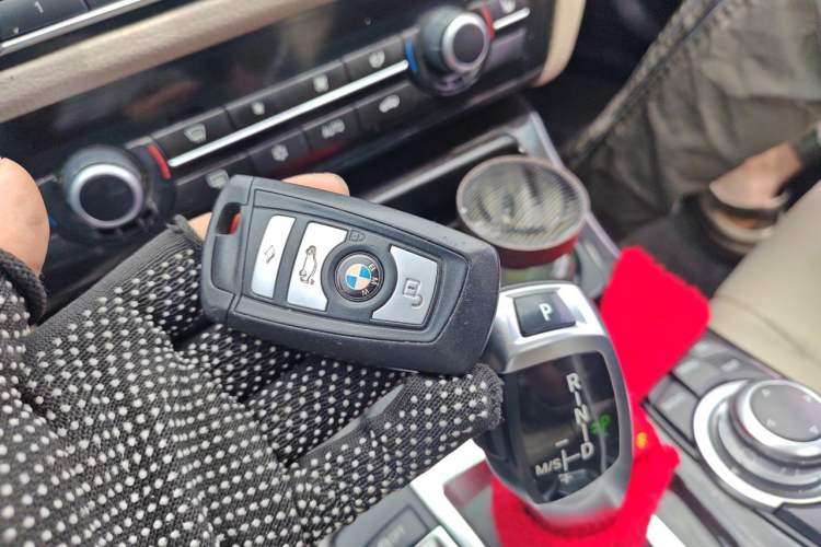 Used BMW 5 Series 2012 523Li Luxury Model Vehicle Key