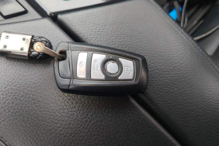 Used BMW 5 Series 2012 520Li Elegant Edition Vehicle Key