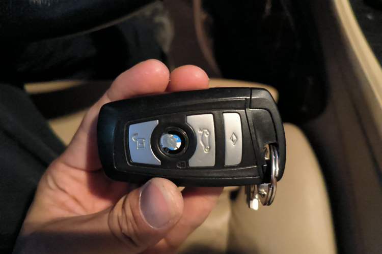 Used BMW 5 Series 2012 530Li Luxury Model Vehicle Key