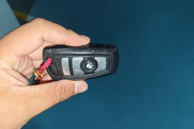 Used BMW 5 Series 2012 523Li Luxury Model Vehicle Key