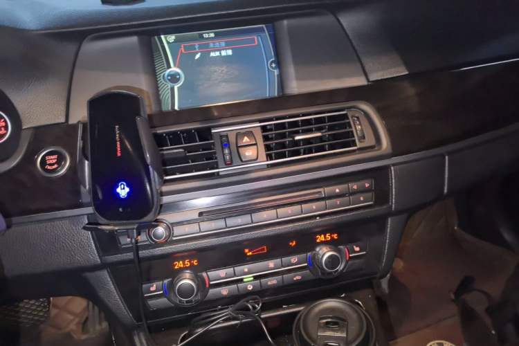 Used BMW 5 Series 2012 523Li Leading Model Audio And AC Panel
