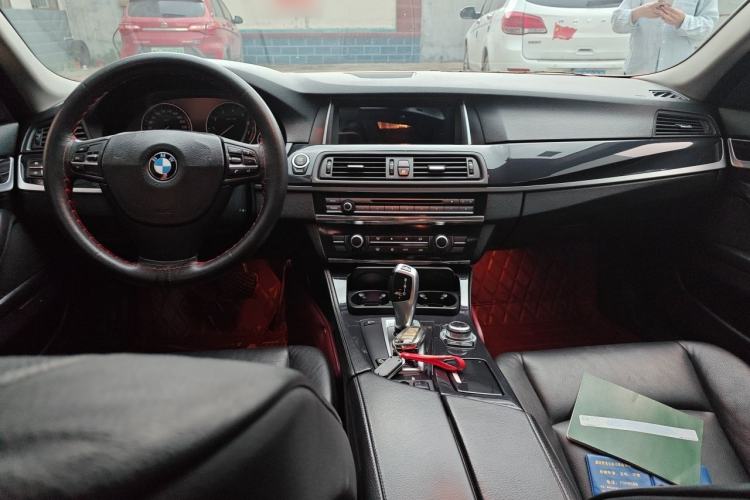 Used BMW 5 Series 2012 520Li Elegant Edition Center Console