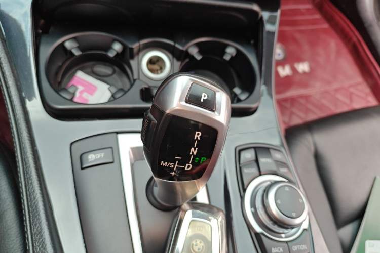 Used BMW 5 Series 2012 520Li Elegant Edition Gear Lever