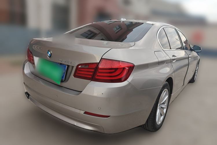 Used BMW 5 Series 2012 520Li Elegant Edition Rear Right 45 Deg