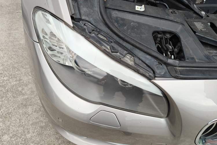 Used BMW 5 Series 2012 520Li Elegant Edition Right Front Headlight