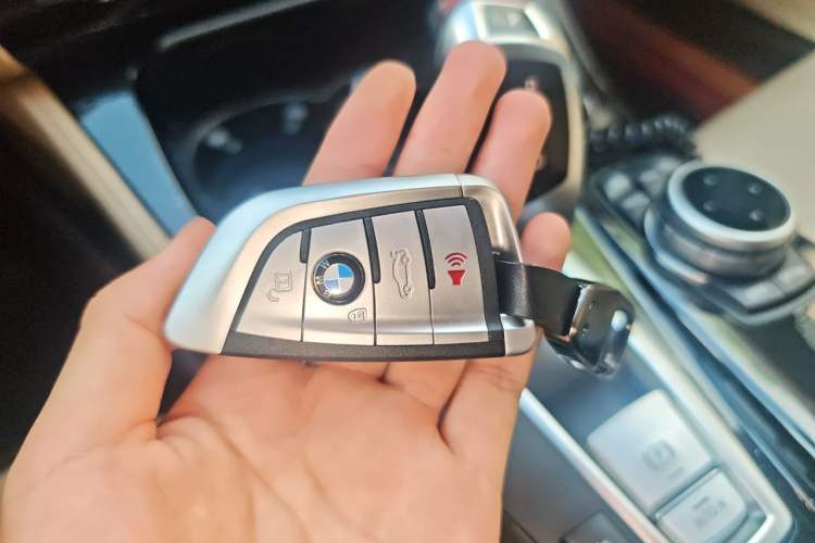 Used BMW 5 Series 2012 523Li Leading Model Vehicle Key