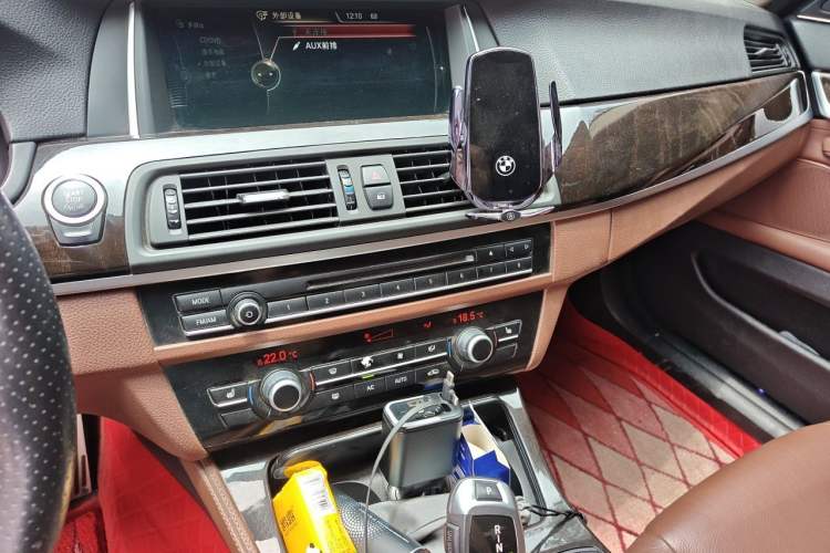 Used BMW 5 Series 2013 530Li Leading Model Audio And AC Panel