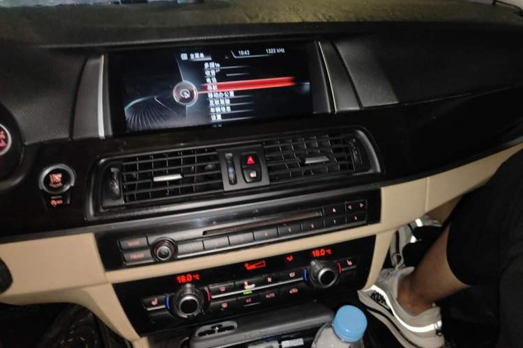 Used BMW 5 Series 2013 525Li Leading Model Audio And AC Panel