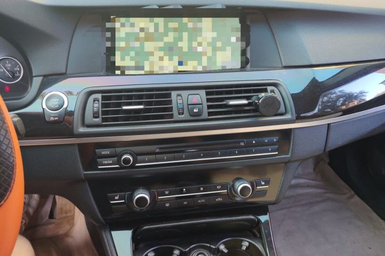 Used BMW 5 Series 2013 525Li Luxury Model Audio And AC Panel