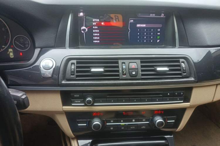 Used BMW 5 Series 2013 520Li Elegant Edition Audio And AC Panel