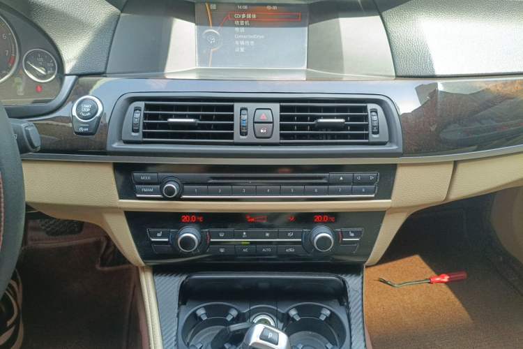 Used BMW 5 Series 2013 525Li Leading Model Audio And AC Panel