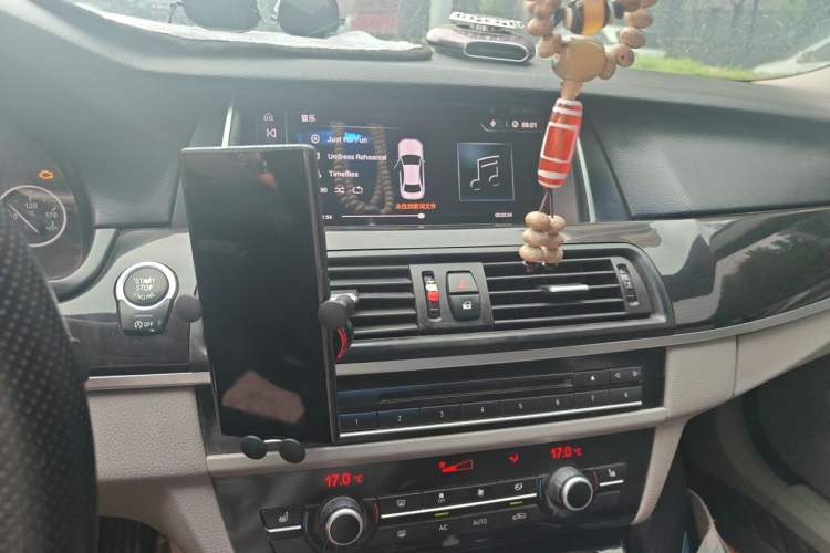 Used BMW 5 Series 2013 525Li Leading Model Audio And AC Panel